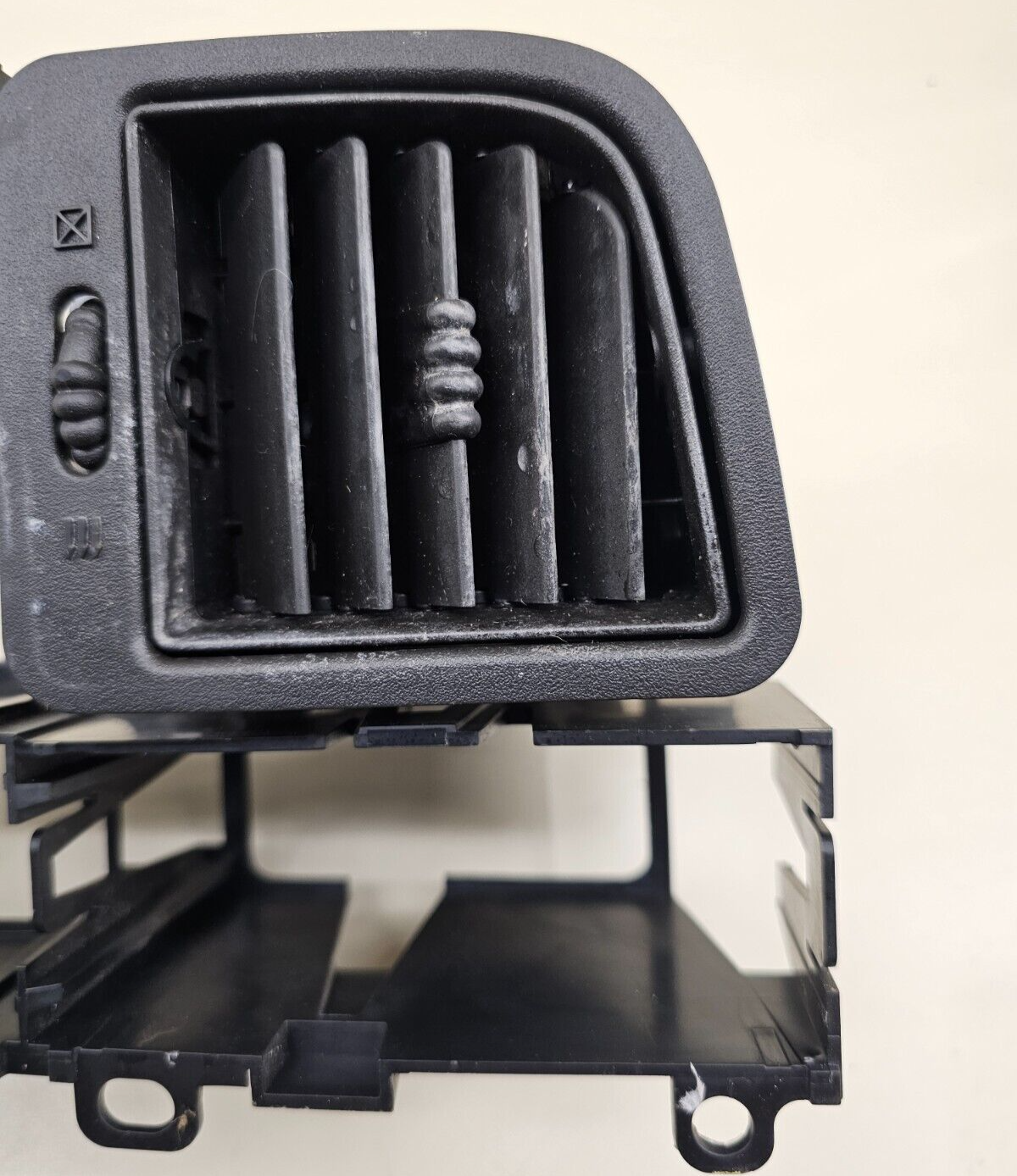🔥1999-2006 Chevy Silverado Sierra Headlight Switch Air Vent left GRAPHITE