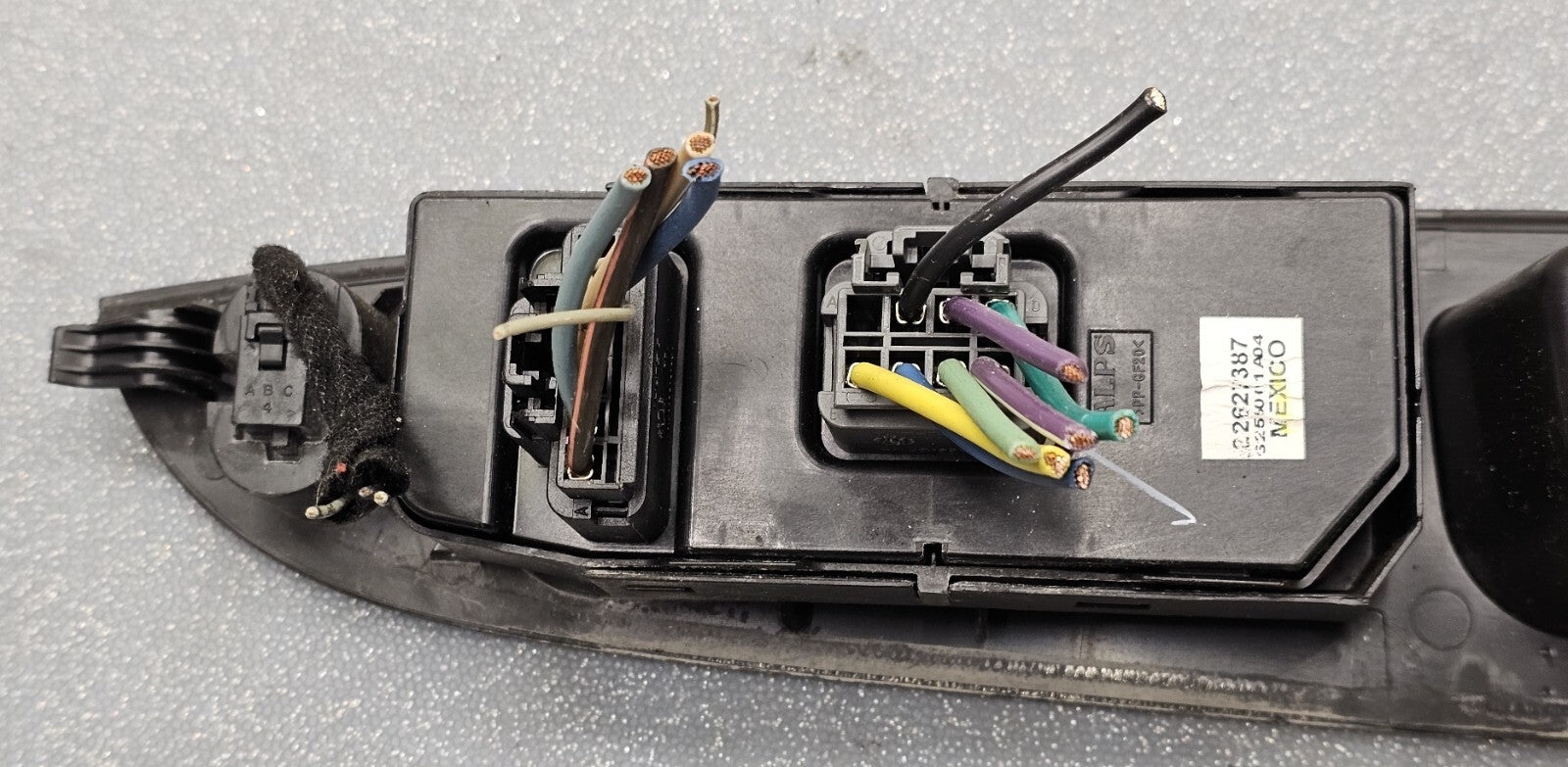 🔥07-09 Saturn Aura Left Driver Master Power Door Window Switch Assembly Black