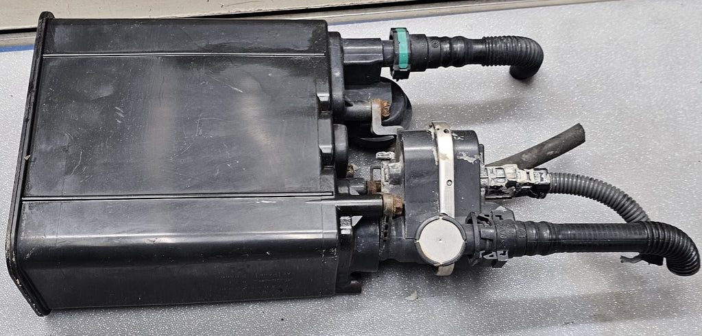 🔥06-11 TOYOTA YARIS FUEL VAPOR CHARCOAL EVAP EMMISION CANISTER ASSEMBLY GENUINE