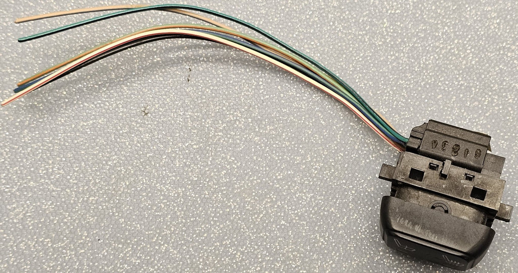 2003-2011 Lincoln Town Car & Grand Marquis Driver Side LF Heated Seat Switch OEM