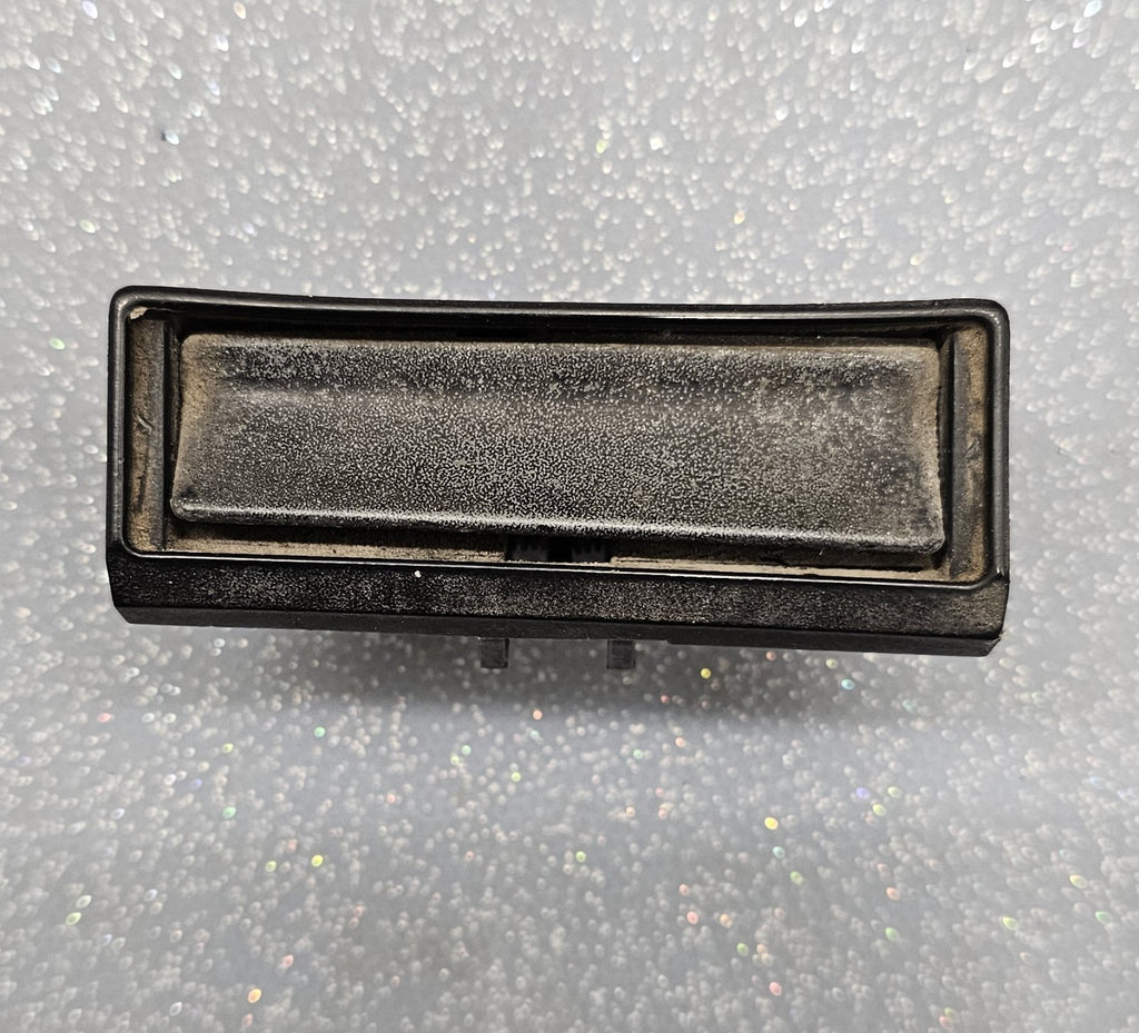 🔥88-94 Chevy GMC CK BLAZER Dash Glove Box Storage Instrument Panel Door Latch