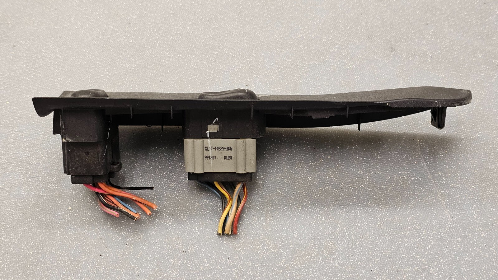 🔥02-07 F150 F250 F350 Front Right Passenger Door Window Switch Assembly Black