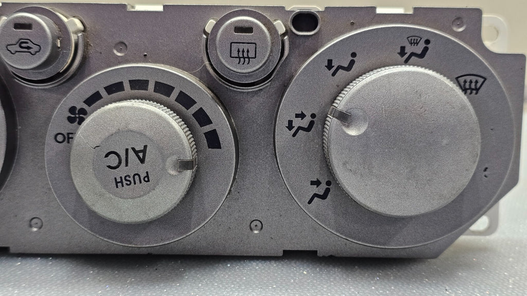 04-05 Mitsubishi Endeavor Dash AC Heater Climate Temperature Control Conditioner