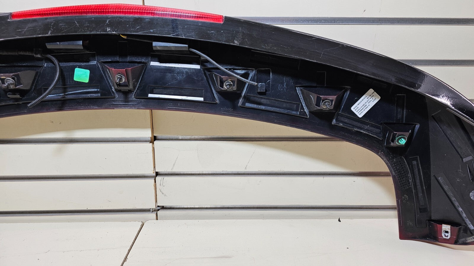 🔥10-16 Cadillac SRX Rear Tail Lift Gate Upper Trunk Spoiler 3rd Brake Light Red