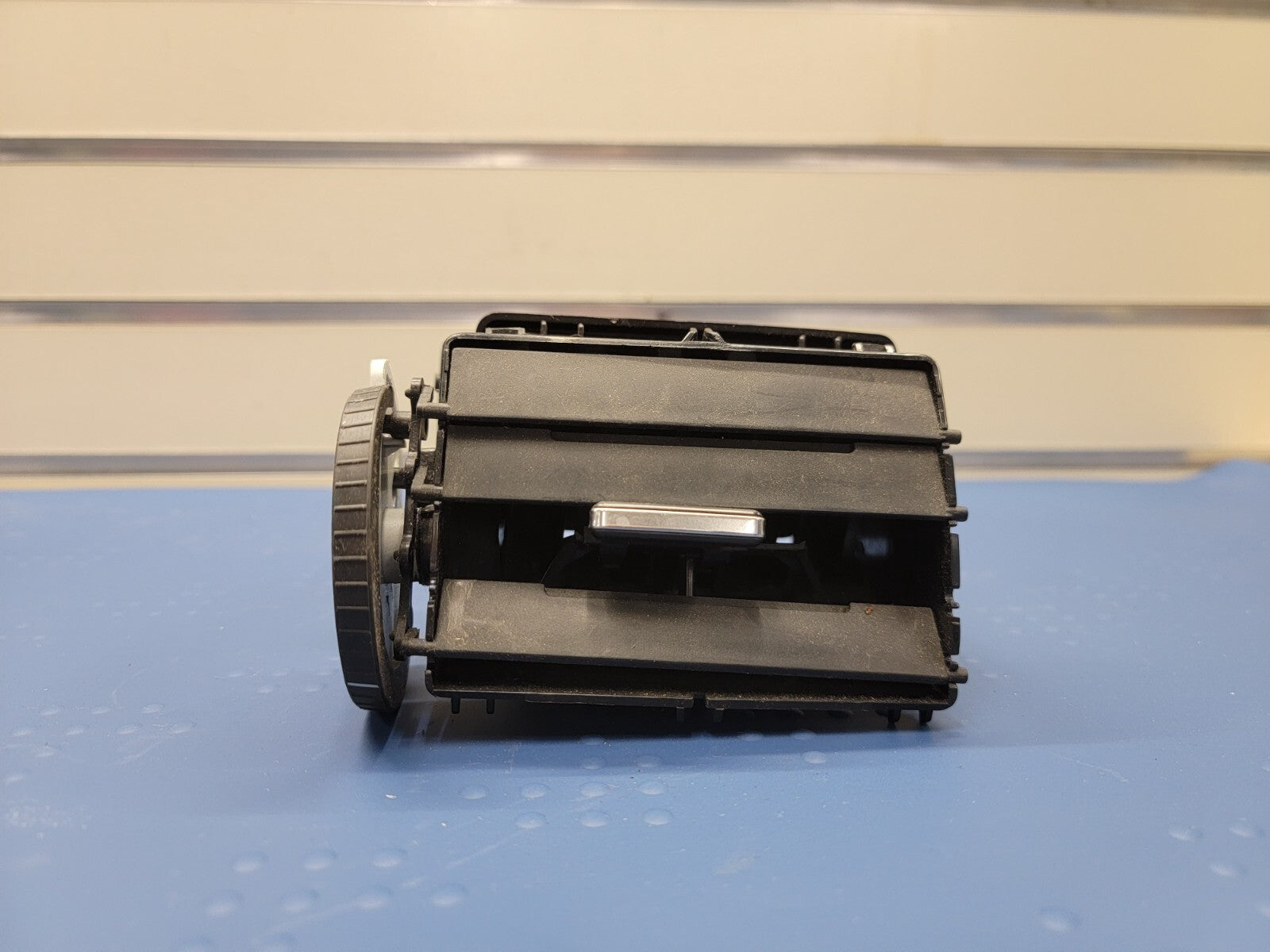 🔥2010 -2012 Ford Fusion Mercury Milan LEFT driver side Center Air Vent OEM