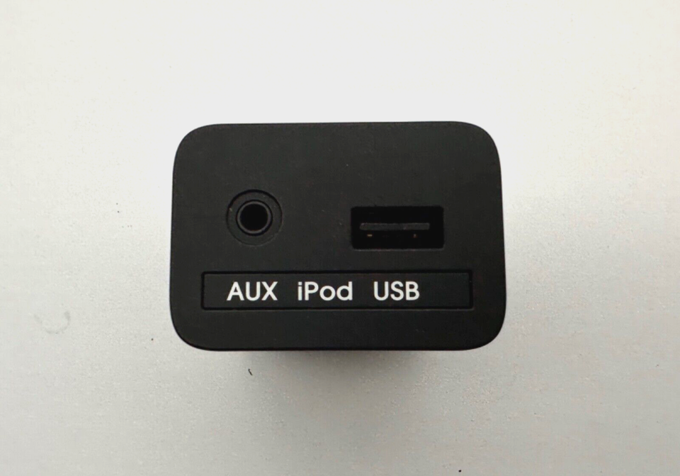 🔥11-13 Kia Optima Center Console Auxiliary AUX USB iPod Jack Adapter Port OEM