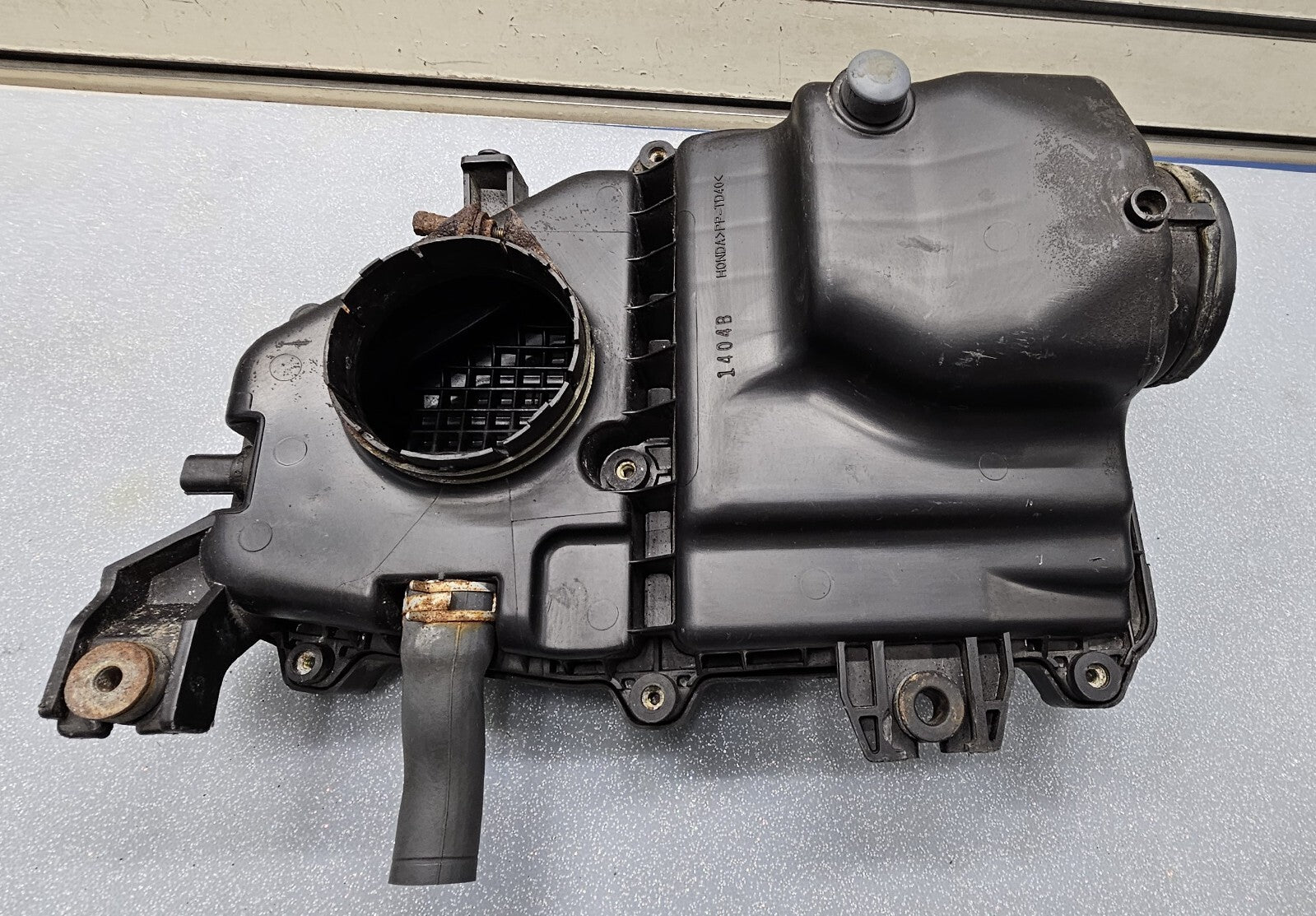 🔥01-05 HONDA CIVIC 1.7L ENGINE AIR INTAKE BOX CLEANER FILTER BOX ASSEMBLY OEM