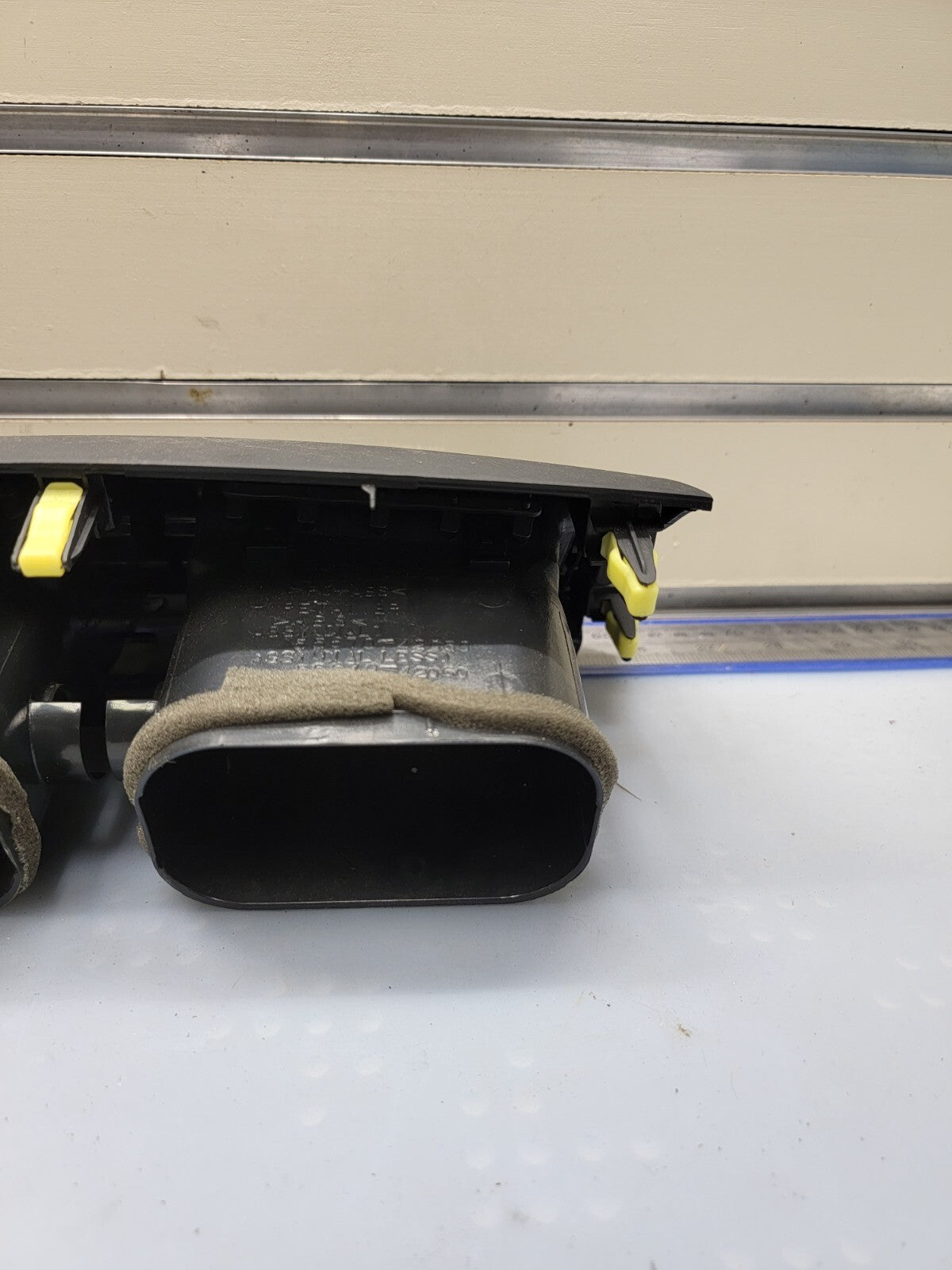🔥06-12 Toyota RAV4 Front Dash Center A/C Air Vent Grille Bezel Assembly OEM