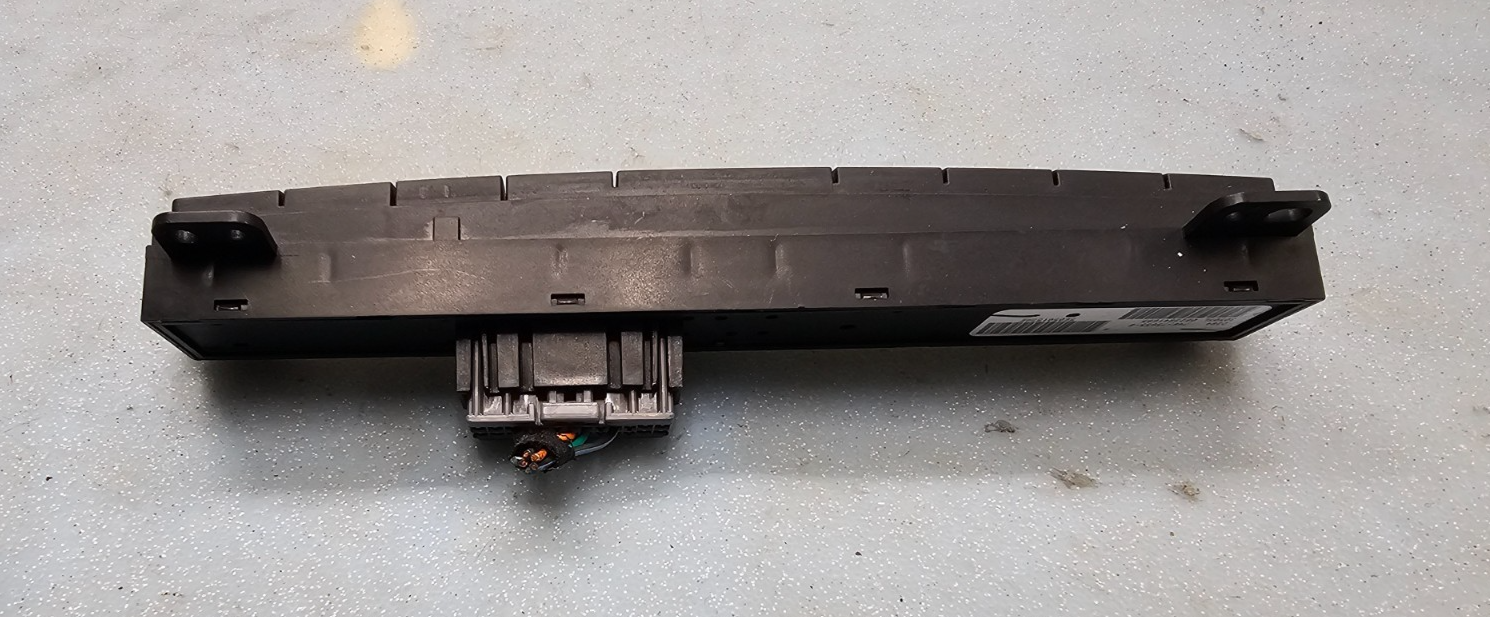 🔥04-07 Grand Cherokee Commander Traction Switch TCS OFF Panel Assembly Black