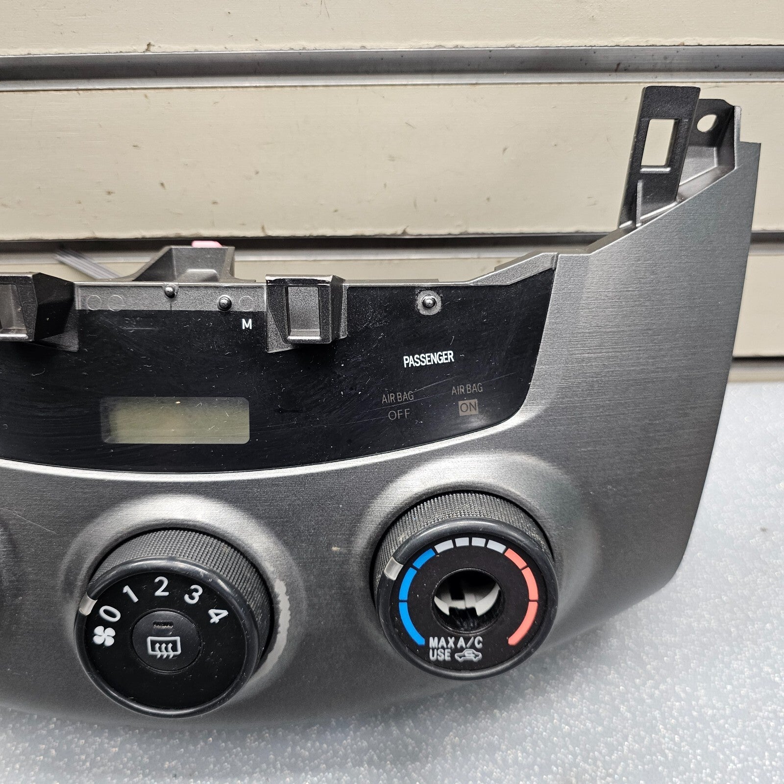 🔥06-12 Toyota RAV4 Dash Manual AC Heater Filter Climate Temperature Control