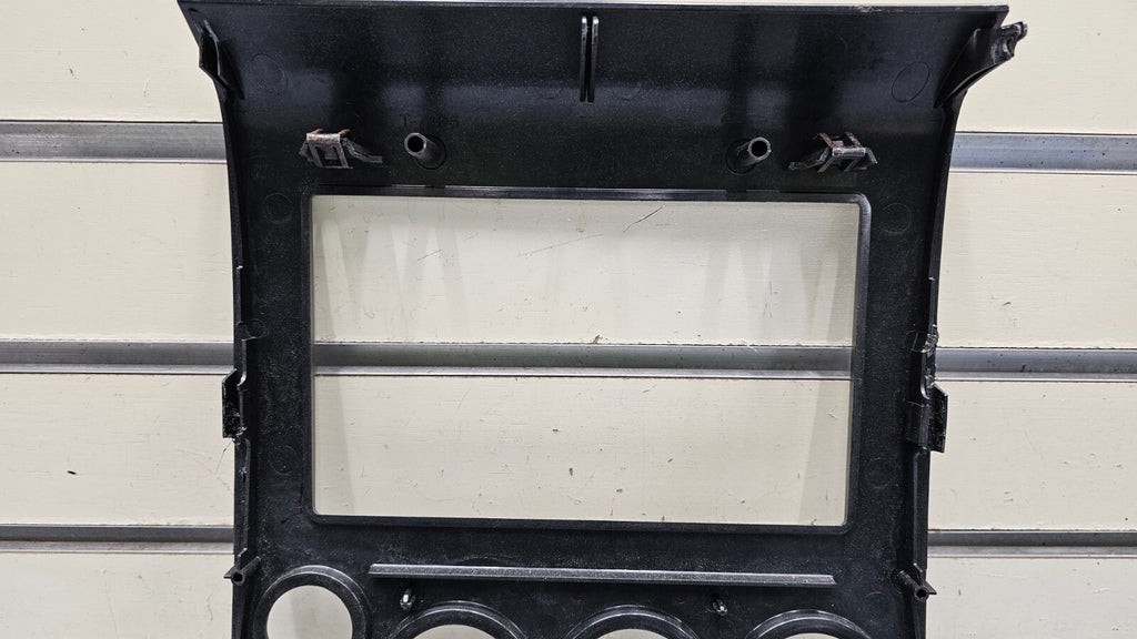 🔥04-07 ARMADA TITAN STEREO RADIO DASH PANEL TRIM CLIMATE CONTROL BEZEL SILVER