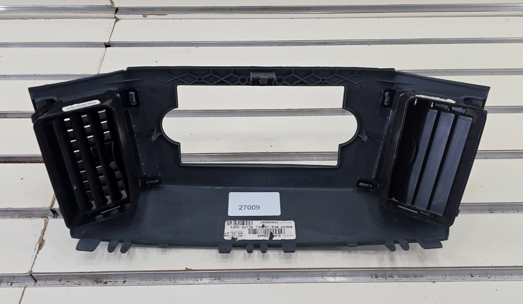 🔥2005-2007 Jeep Grand Cherokee RADIO TRIM BEZEL W VENTS Dark Gray B30