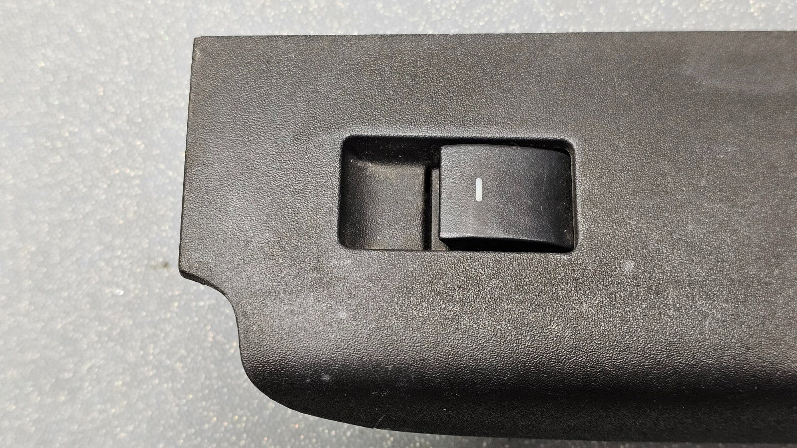 08-12 Escape Focus Front Right Passenger window Door Power Switch lock Black