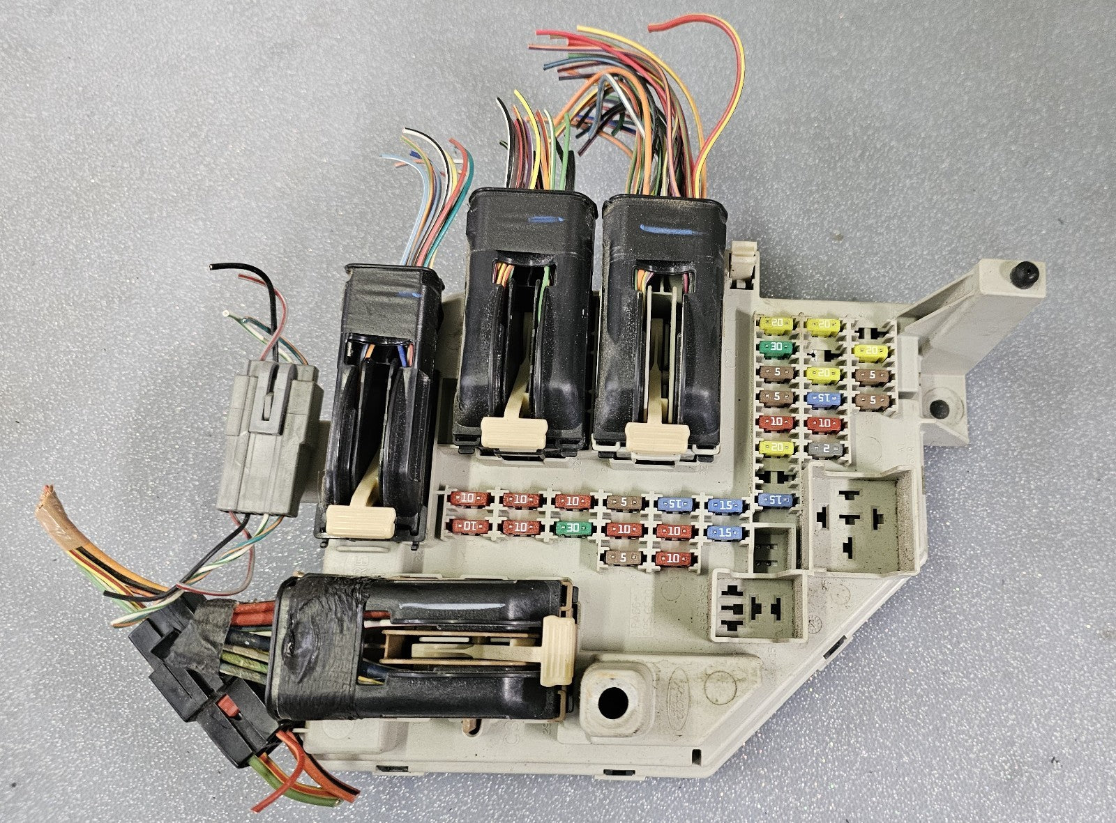 🔥04-06 Ranger Fuse Box Multifunction Relay Control Module BCM Junction Panel