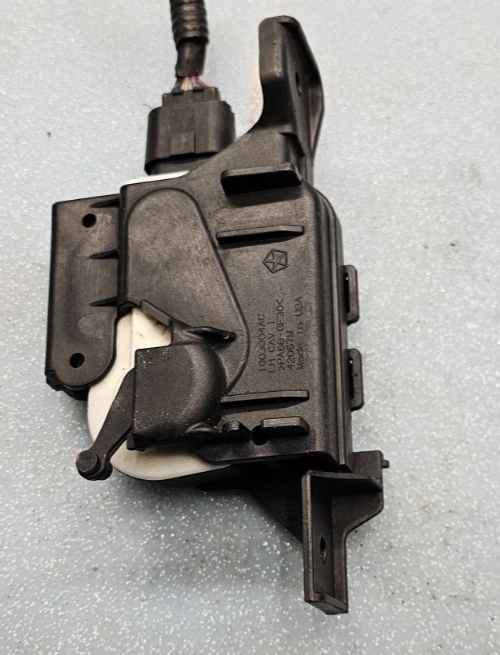 🔥13-18 Dodge Ram 1500 Active Radiator Grille Shutter Actuator Motor OEM