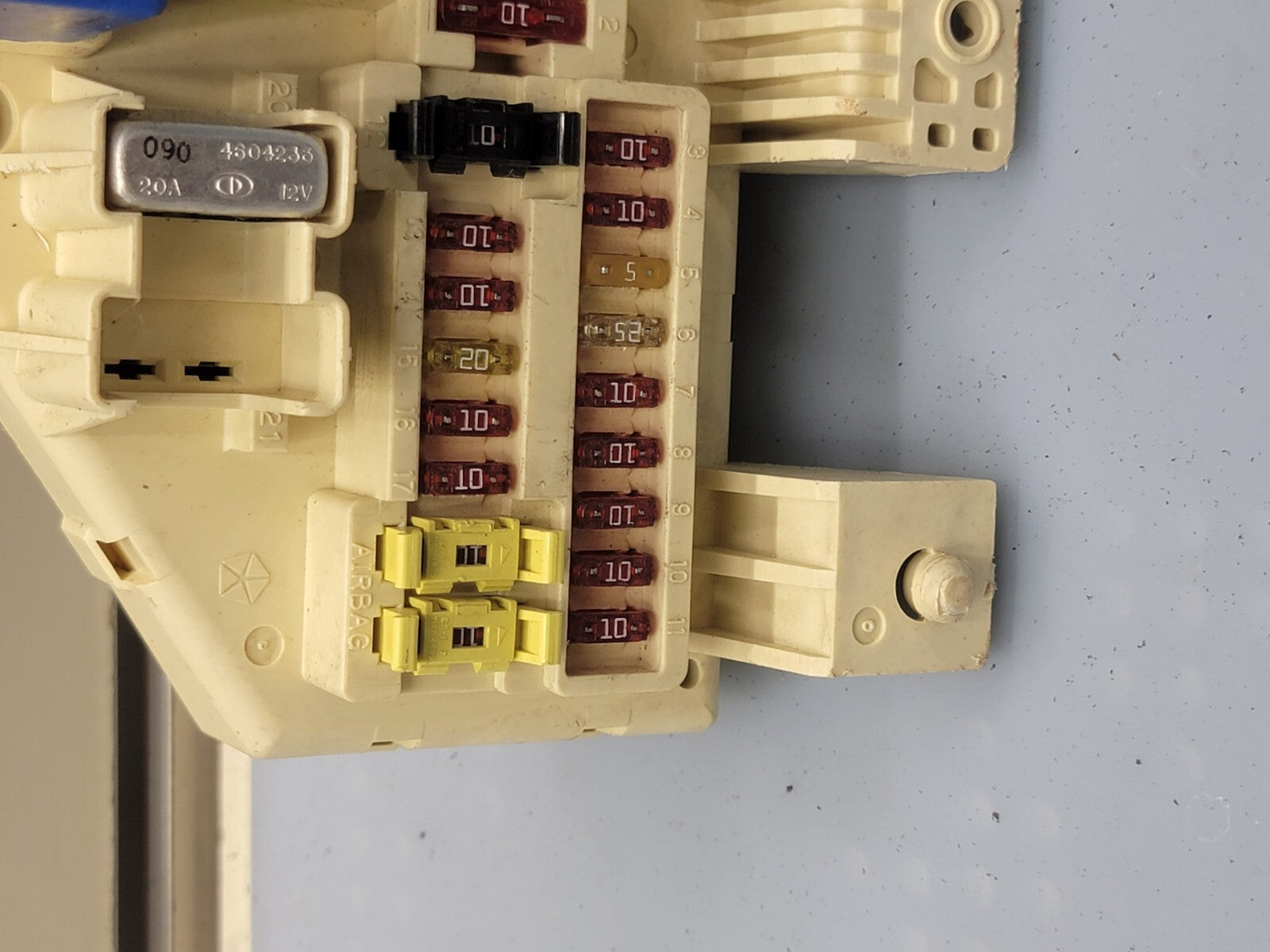 🔥1998-2002 Dodge Ram 1500 2500 3500 interior Dash CABIN Fuse box panel OEM