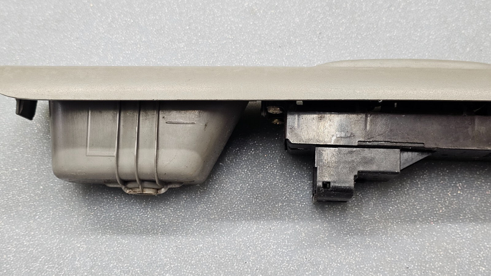 02-06 Camry Sienna Front Left Driver Master Power Window Switch Assembly LT Tan