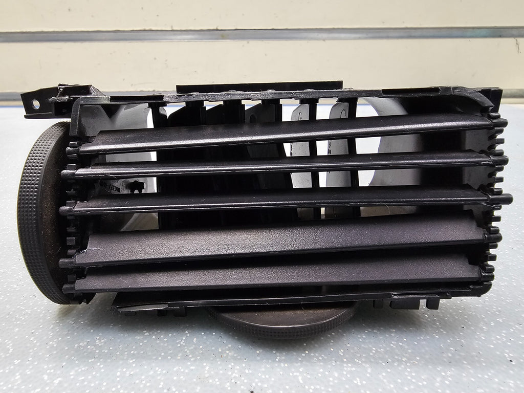 🔥06-13 CHEVY Impala Right Dash Heater Air Vent Cond Grille Trim Panel BLACK OEM