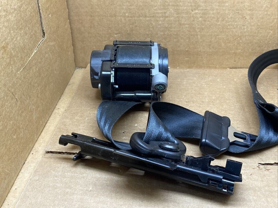 🔥13-16 Ford Escape Front Right Passenger Side Seat Belt Retractor Assembly OEM
