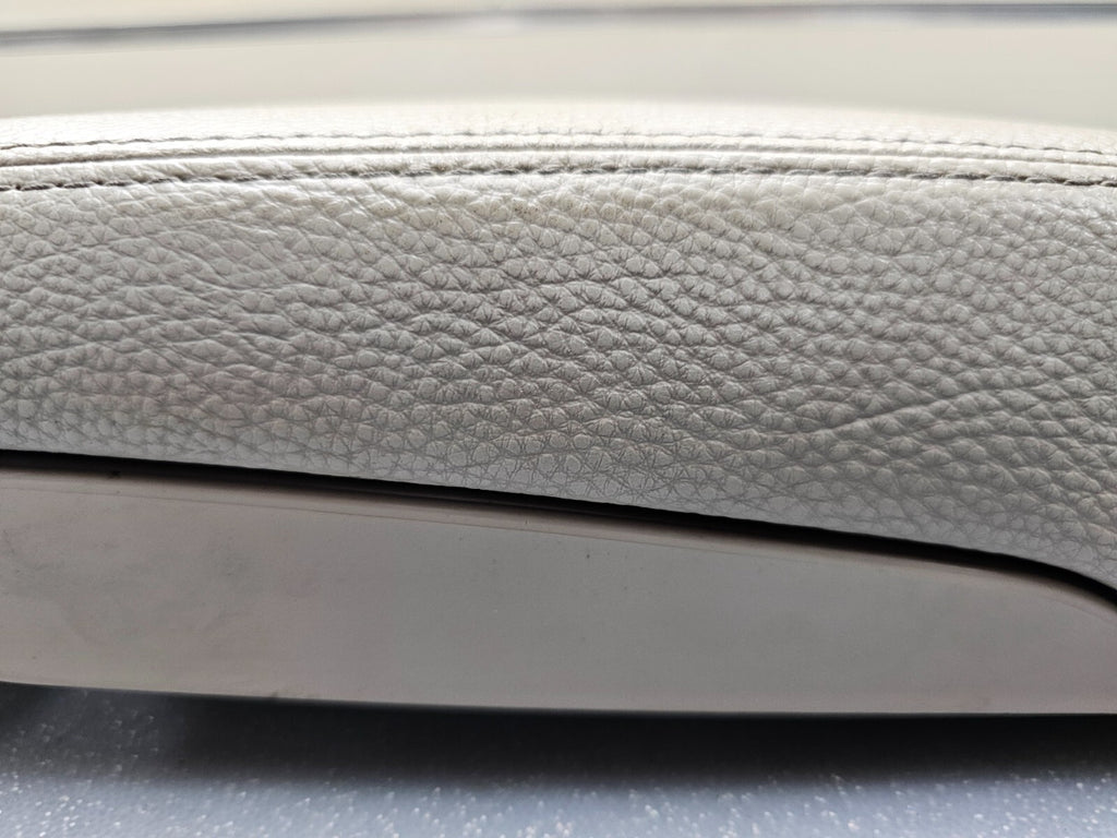 🔥10-14 LEGACY OUTBACK CENTER CONSOLE ARMREST LID COVER TOP PAD ASSEMBLY TAN OEM