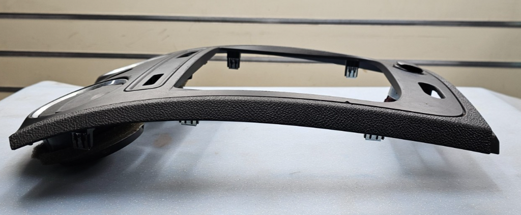 🔥06-11 Chevrolet HHR Center Dash Radio Climate Panel Trim Bezel Vents Black