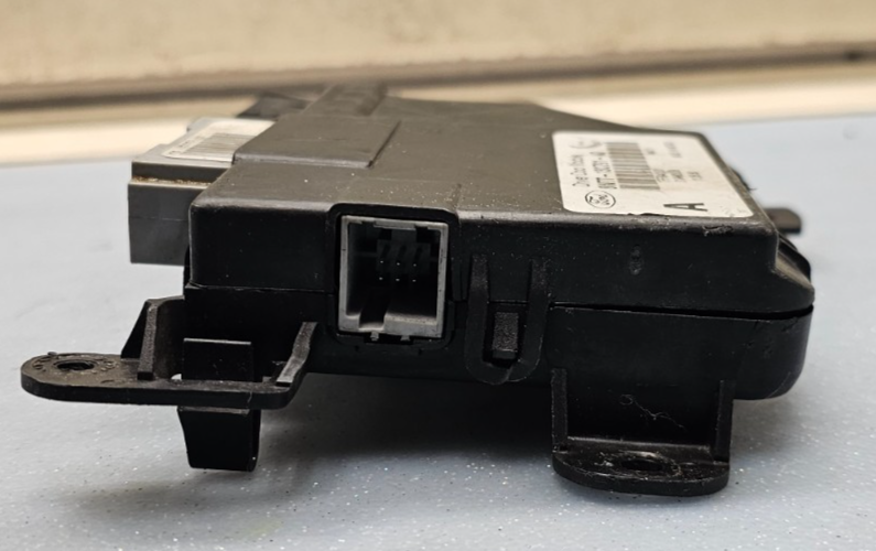 🔥06-08 CROWN VICTORIA TOWN CAR GRAND MARQUIS DOOR KEYLESS ENTRY MODULE ASSEMBLY