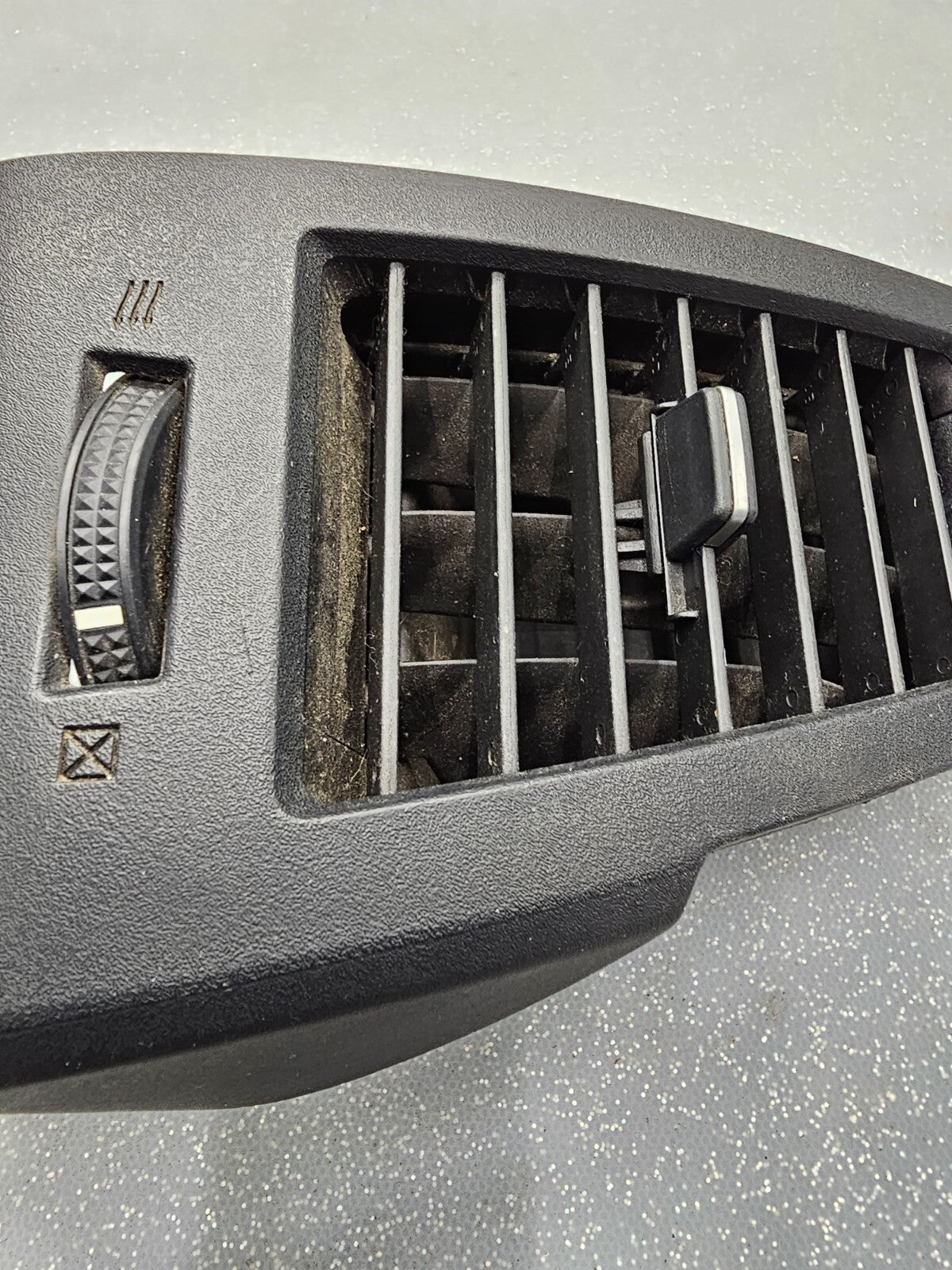 🔥03-07 NISSAN MURANO FRONT RIGHT PASSENGER DASH HEAT AIR VENT FILTER TRIM BLACK