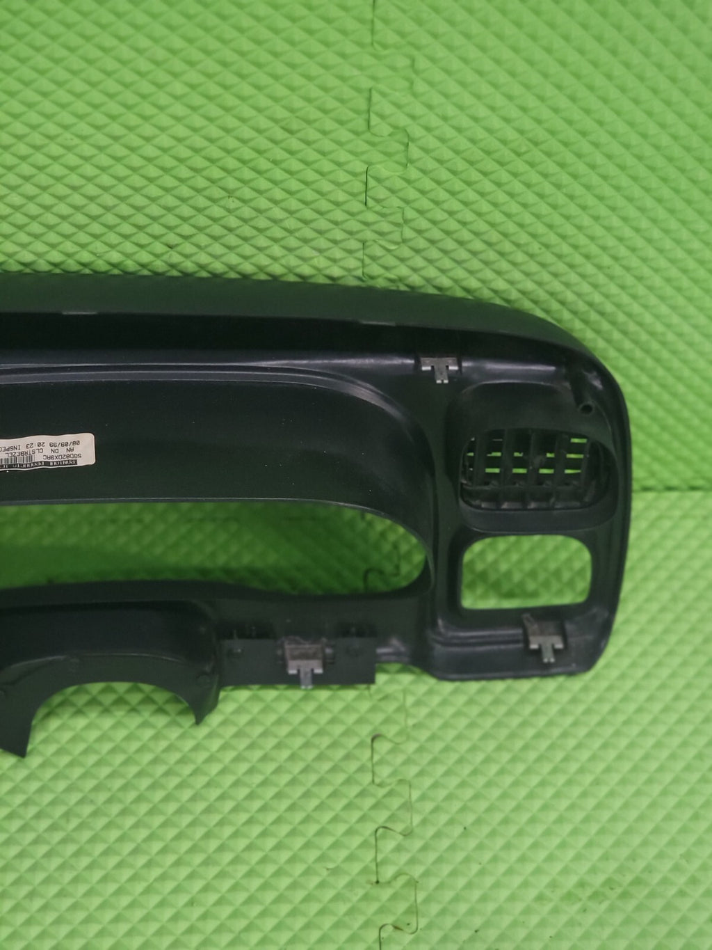 🔥98 - 00 Dodge Dakota & Durango Dash Trim Radio Gauge Cluster Bezel black C30