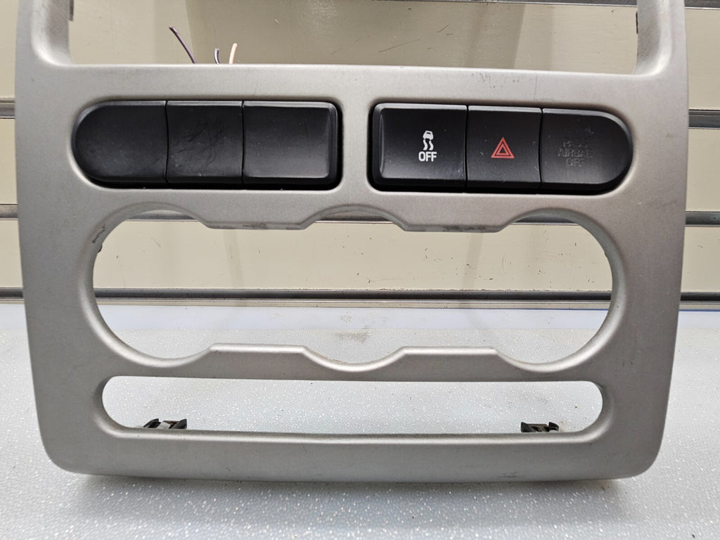 🔥2007 - 2010 Ford Edge Center Dash Bezel Radio Storage Climate Control SILVER