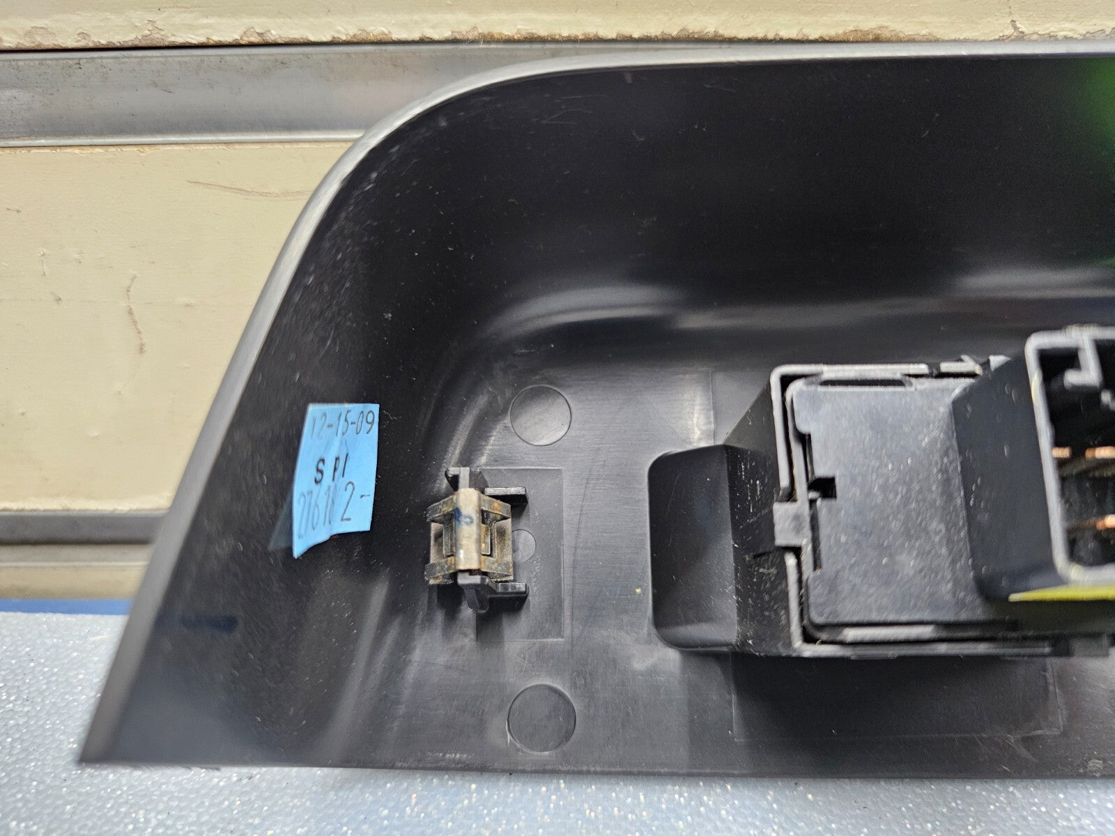 🔥08-10 FORD F250 F350 SD FRONT RIGHT PASSENGER DOOR WINDOW SWITCH LOCK BLACK