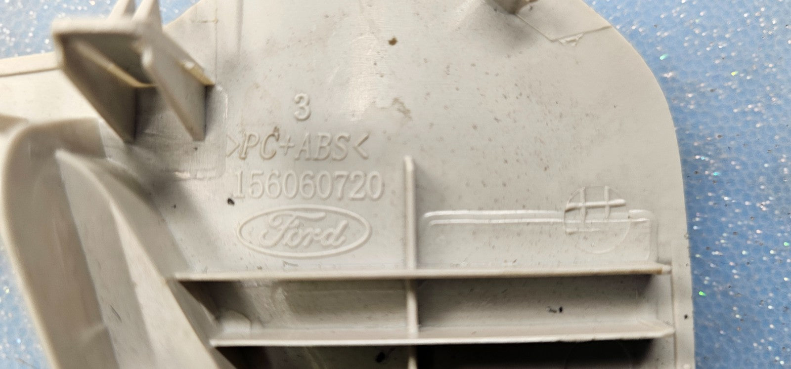🔥12-18 Ford Focus Overhead Center Console Dome Lamp Light OEM Tan