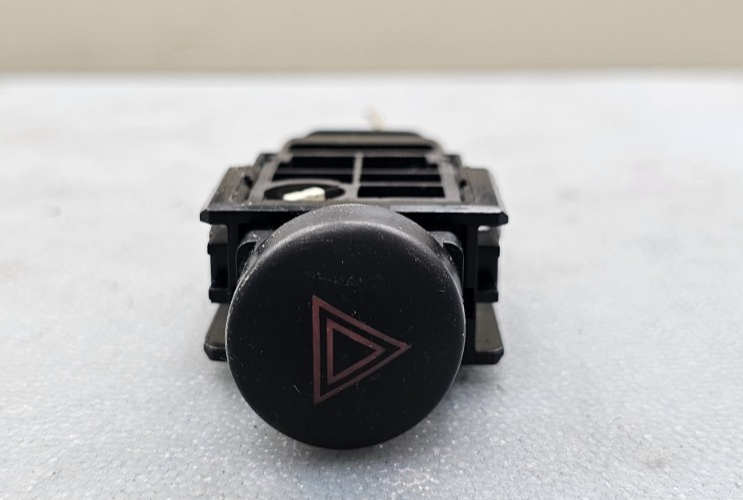03-08 Toyota Matrix Hazard  SWITCH Button Black