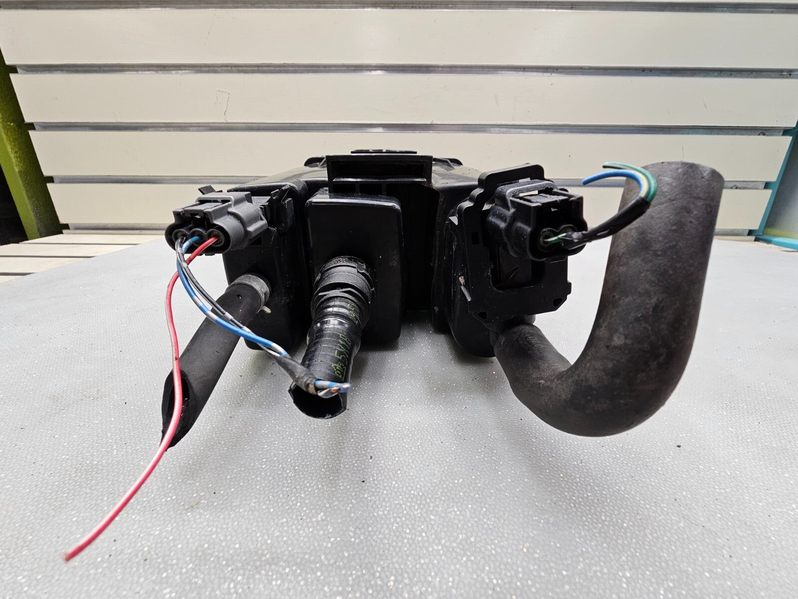 🔥02-06 Nissan Sentra EVAPORATION Charcoal Vapor Emission Canister Assembly OEM