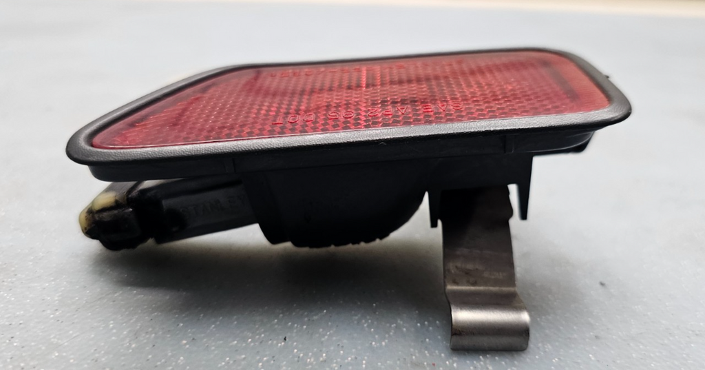 🔥97-01 HONDA C-RV SIGNAL LIGHT/LAMP  RIGHT SIDE RED