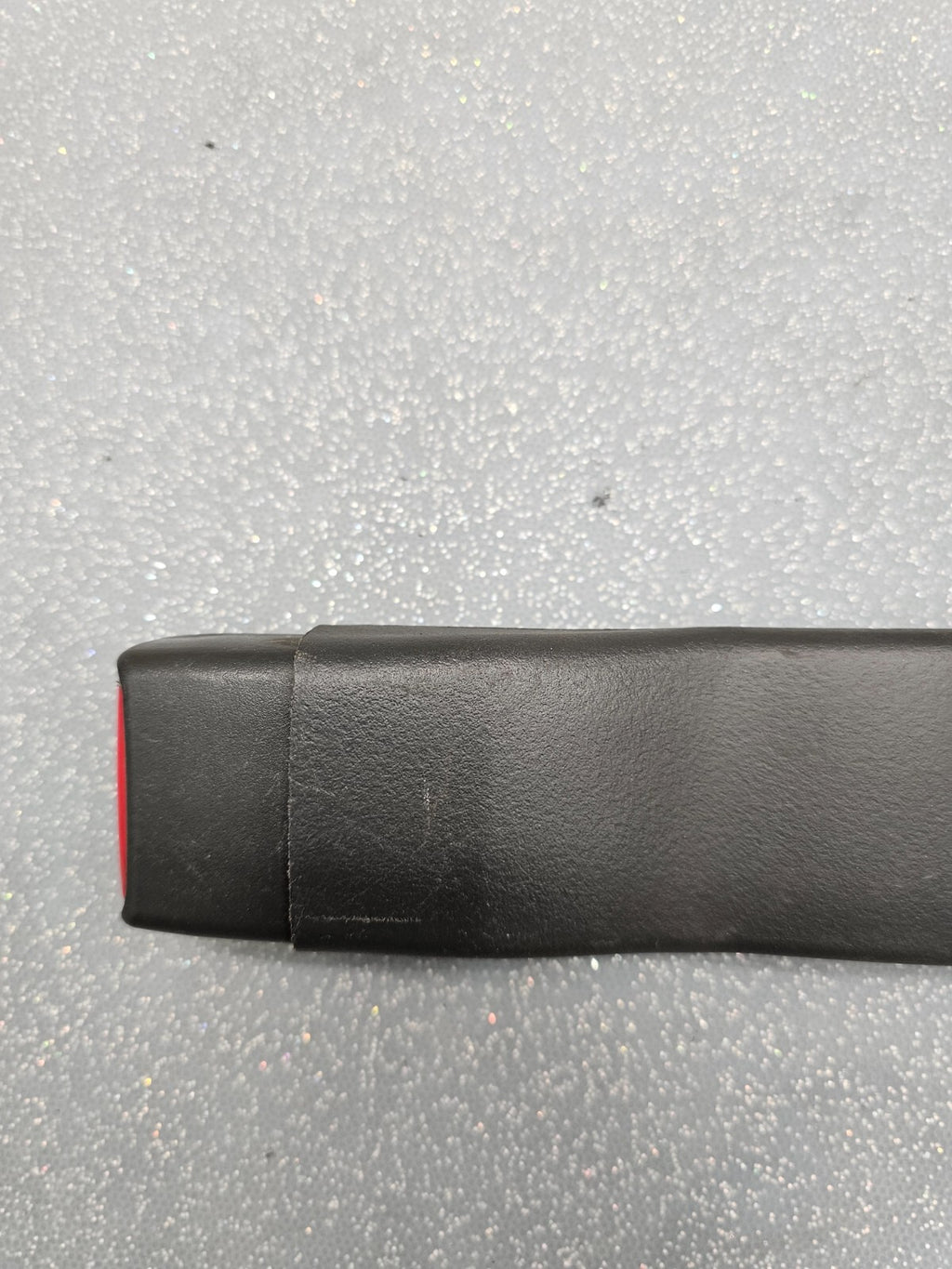 03-06 Escalade Chevy Silverado Tahoe Yukon Front LEFT RIGHT Seat Belt Buckle OEM