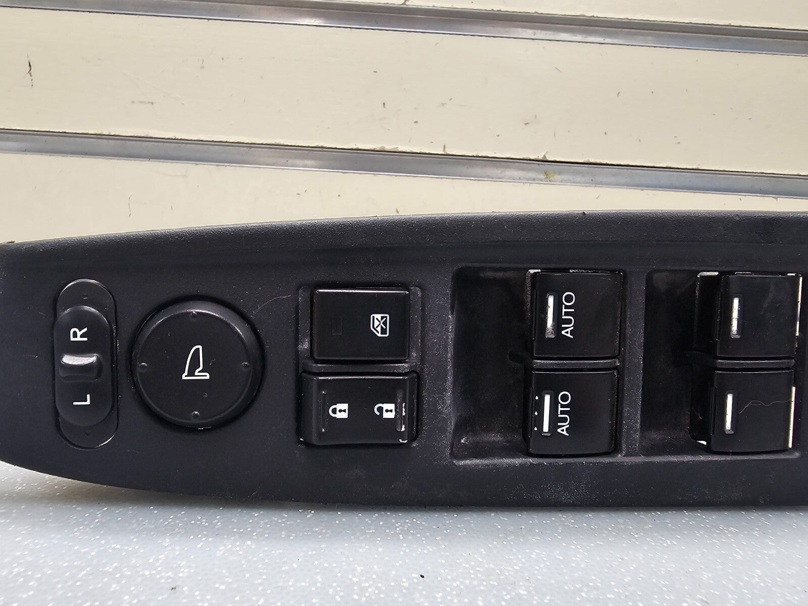 08-12 ACCORD Left Driver Door Master Power Window Lock Switch Assembly Black OEM