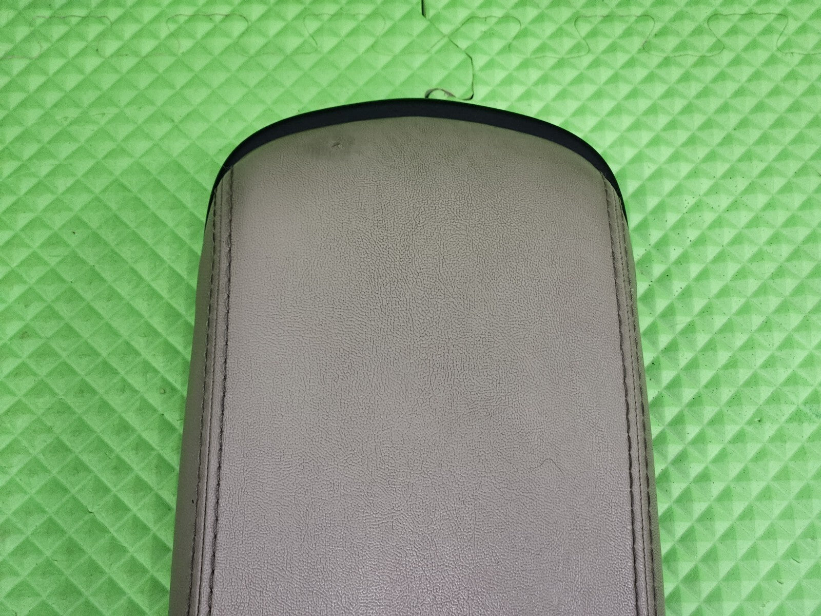 🔥2011-2014 CHRYSLER 200 DODGE AVENGER CENTER CONSOLE LID ARM REST TAN