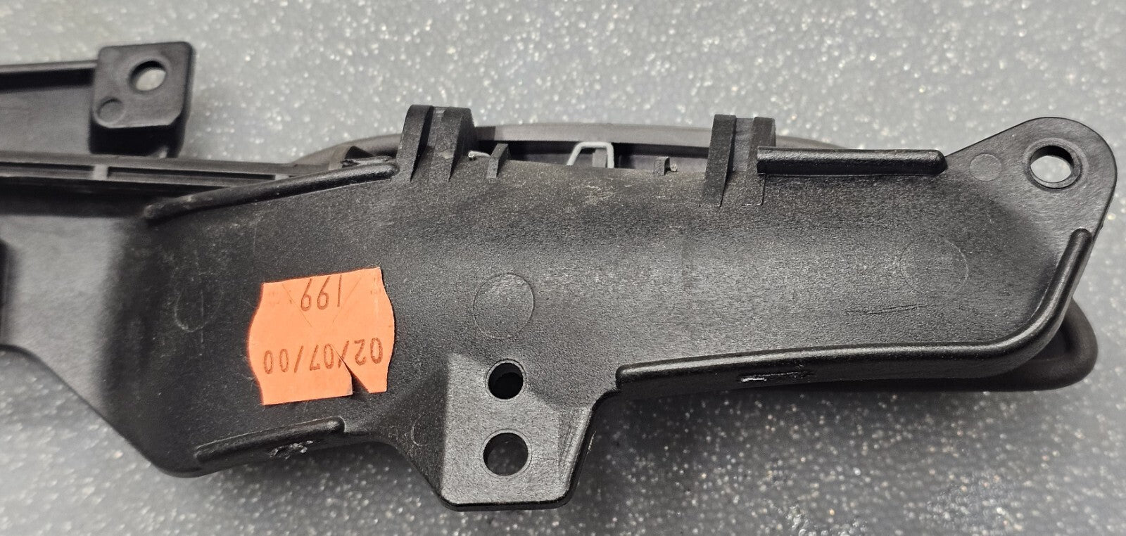 🔥98-02 FORD F150 F250 EXPEDITION NAVIGATOR GLOVE BOX LATCH LOCK HANDLE GRAY OEM