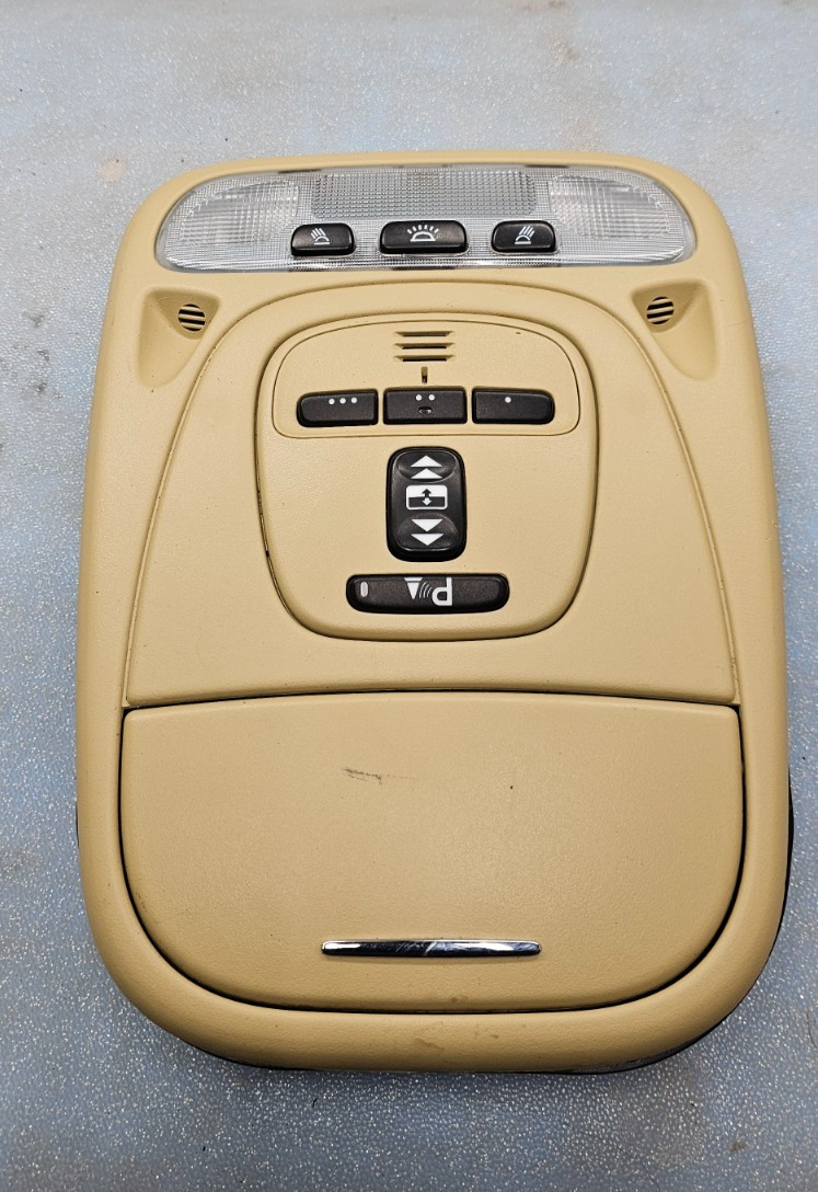 🔥2001-2008 Jaguar XKR XK X150 Dome Light Overhead Map Lamp Light TAN OEM