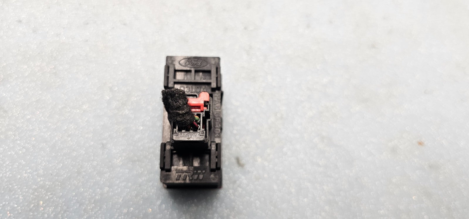 🔥05-07 FORD Focus Emergency Hazard Light Flasher Button Control Switch  BLACK