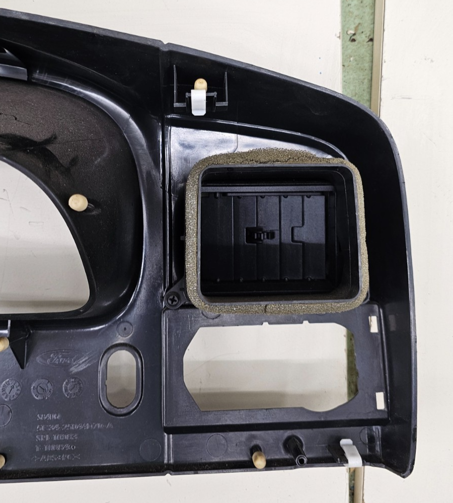 🔥05-07 Ford F250 Dash Instrument Cluster Speedometer Bezel Trim Panel Black C23