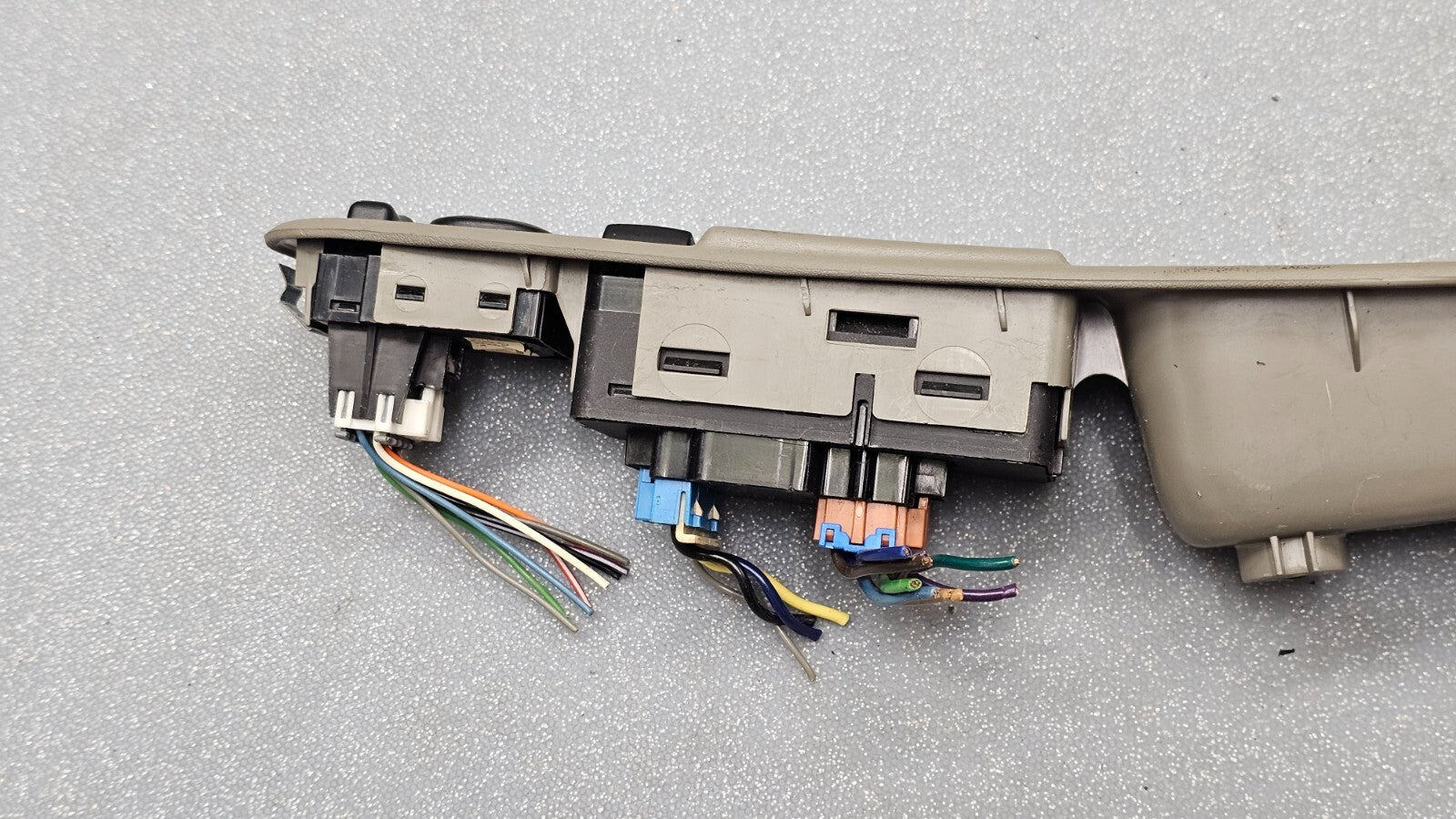 🔥02-07 Rendezvous Impala Left Driver Master Power Window Door Switch Lock Tan