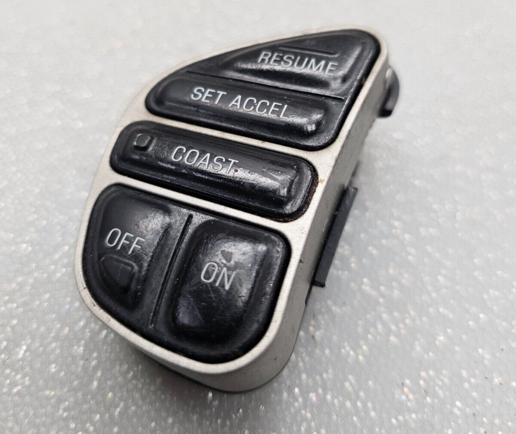 🔥03-07 Lincoln Town Car Steering Wheel Control Cruise Control Silver Trim OEM