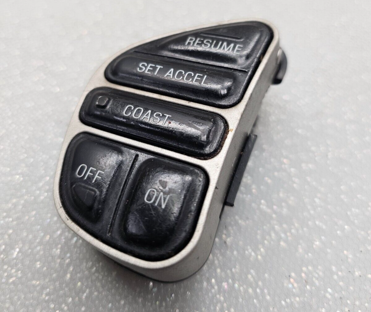 🔥03-07 Lincoln Town Car Steering Wheel Control Cruise Control Silver Trim OEM
