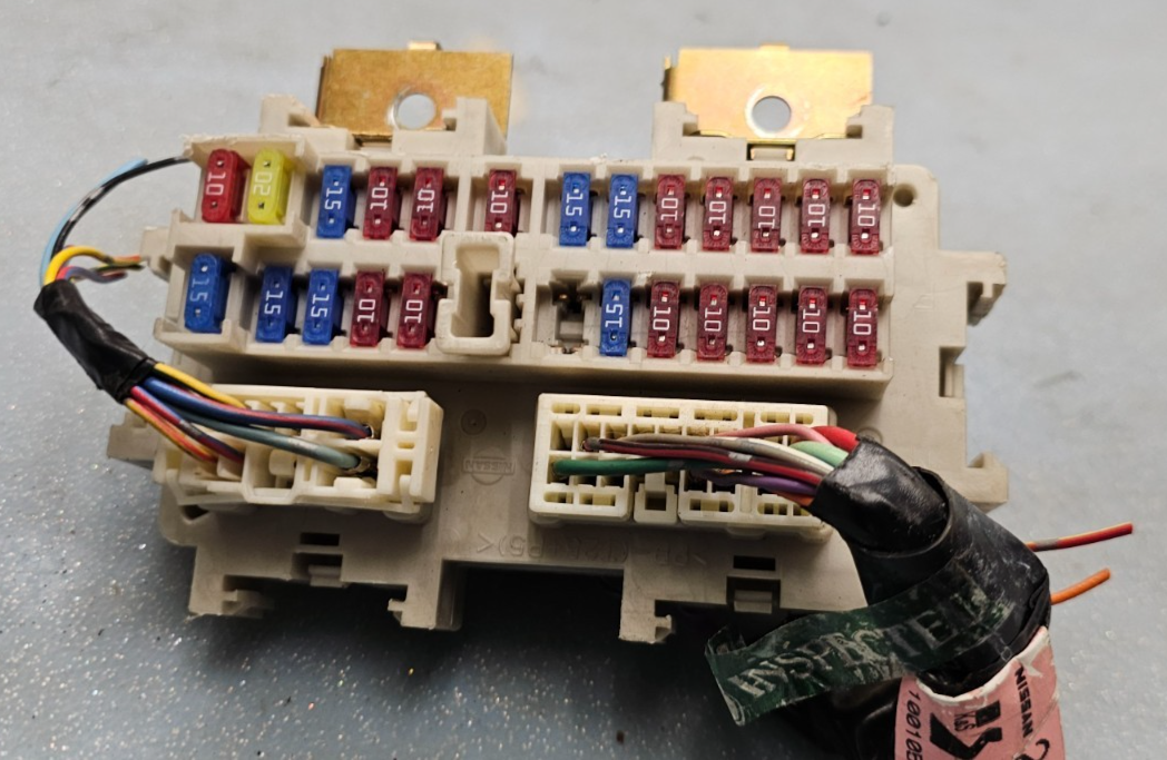 🔥04-11 Armada Titan Infiniti QX56 Interior Cabin Fuse Box Relay Junction BCM