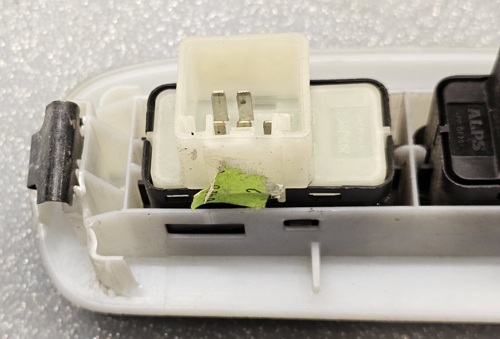 🔥01-07 FORD ESCAPE RIGHT PASSENGER FRONT POWER DOOR WINDOW SWITCH LT TAN OEM