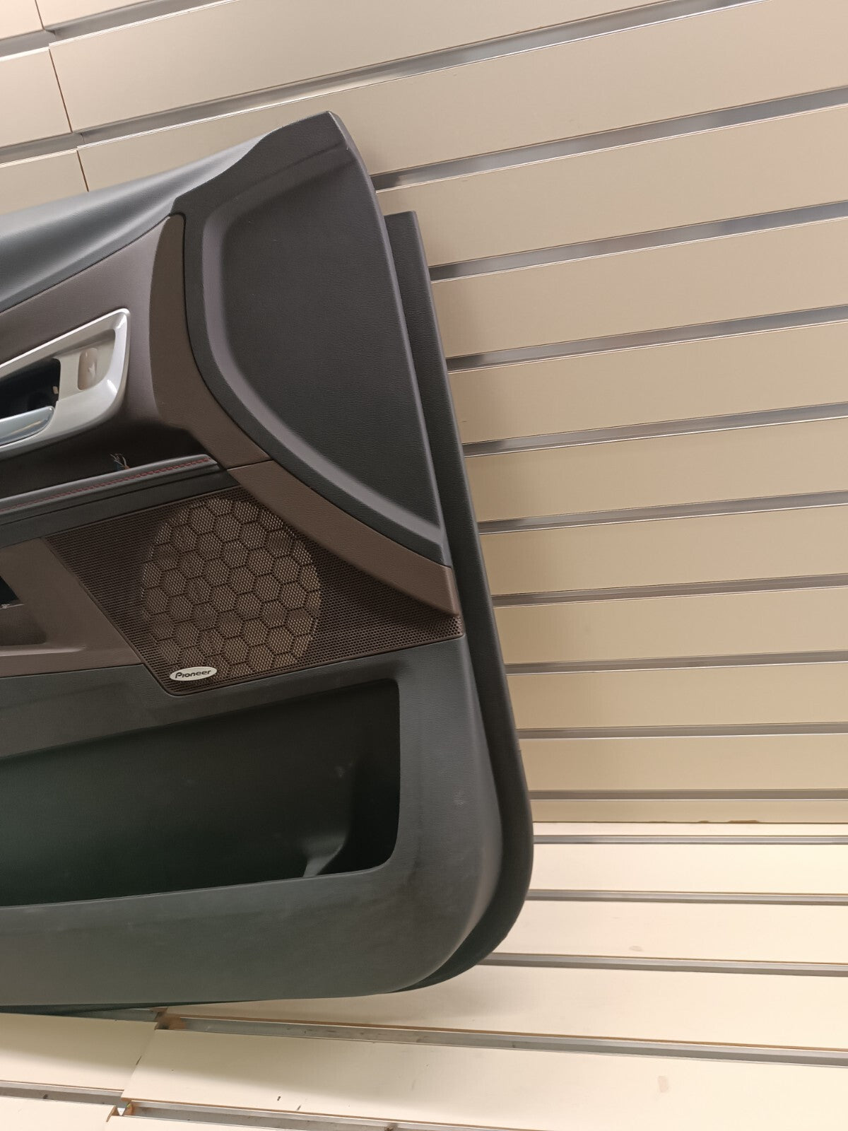 🔥2010 - 2016 CHEVROLET EQUINOX DRIVER LEFT H FRONT DOOR PANEL BLACK/TAN