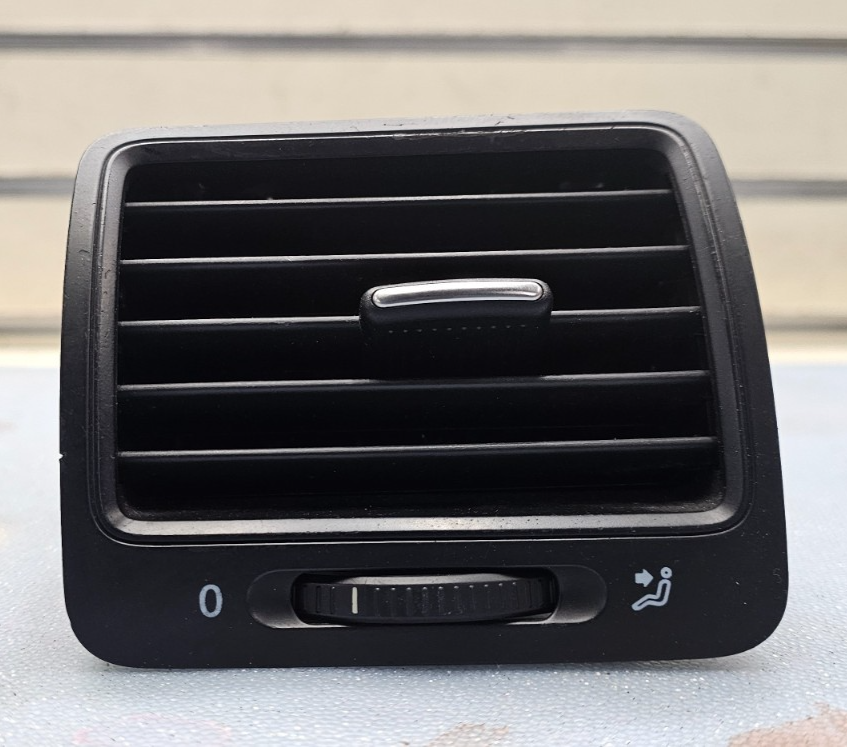 🔥05-10 VOLKSWAGEN JETTA FRONT CENTER DASH RIGHT PASSENGER AIR VENT HEATER BLACK