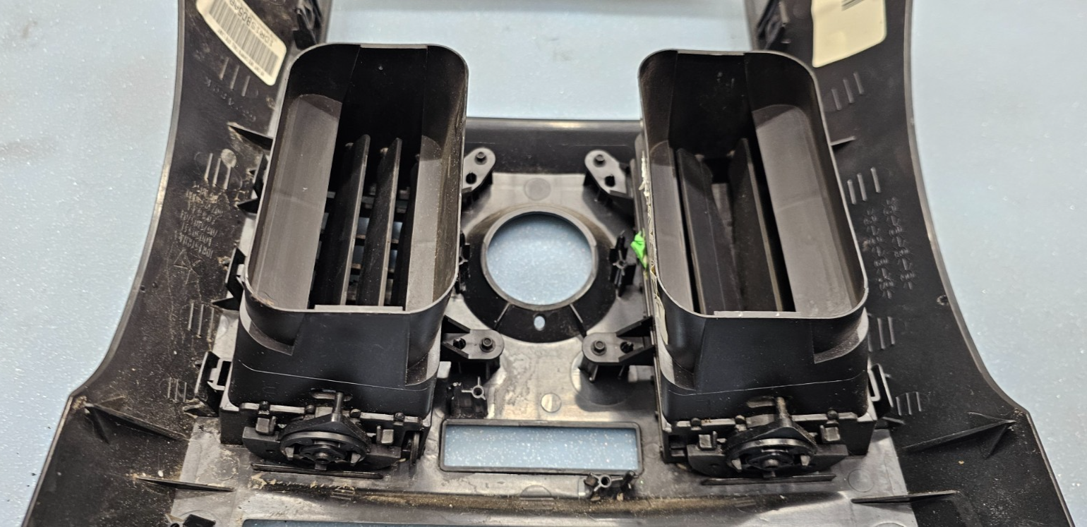 🔥2008-2010 CHRYSLER TOWN COUNTRY Dashboard Radio Climate Bezel Grey