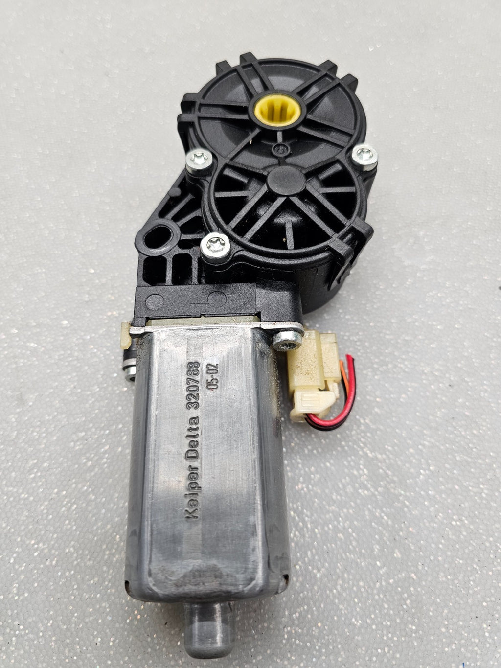 04-15 Titan Armada Left driver seat adjustment motor Recline Regulator Assembly